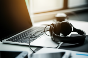 How to Become a Transcriptionist: The Definitive Guide